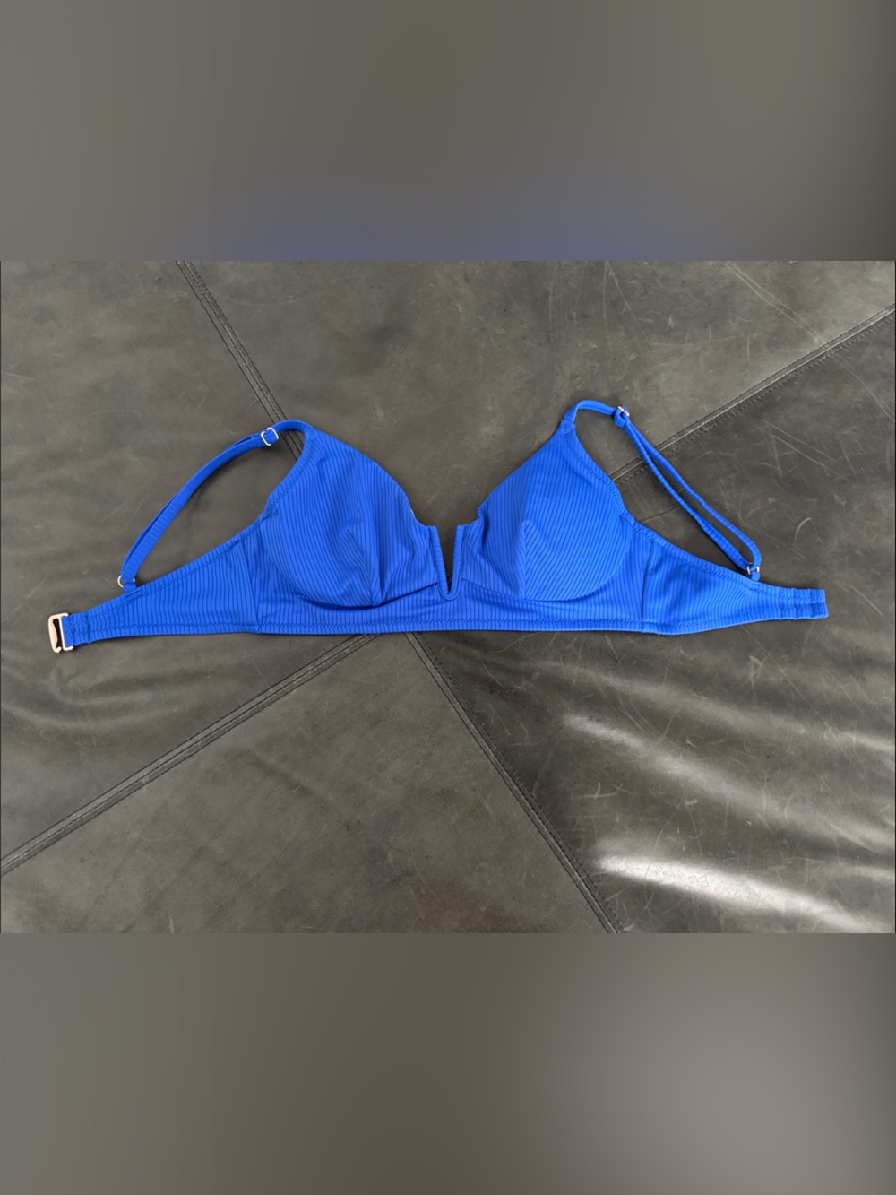 Shade & Shore Women’s Blue Ribbed Underwire Bikini Top
